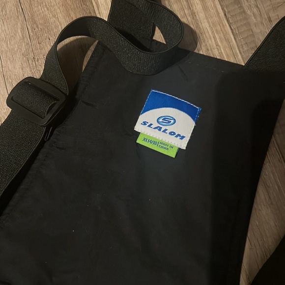 Snow pants - Picture 2 of 2